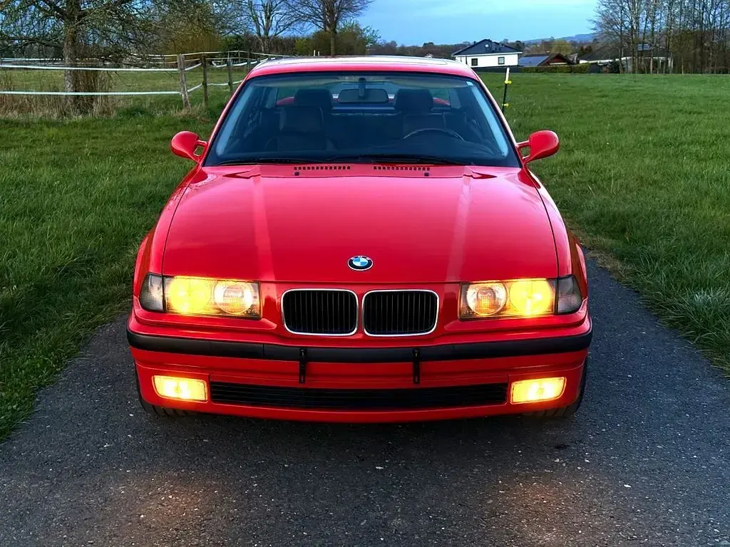 Gebraucht BMW 320 Performance 150 PS (110 kW) 1995 Rot Coupé