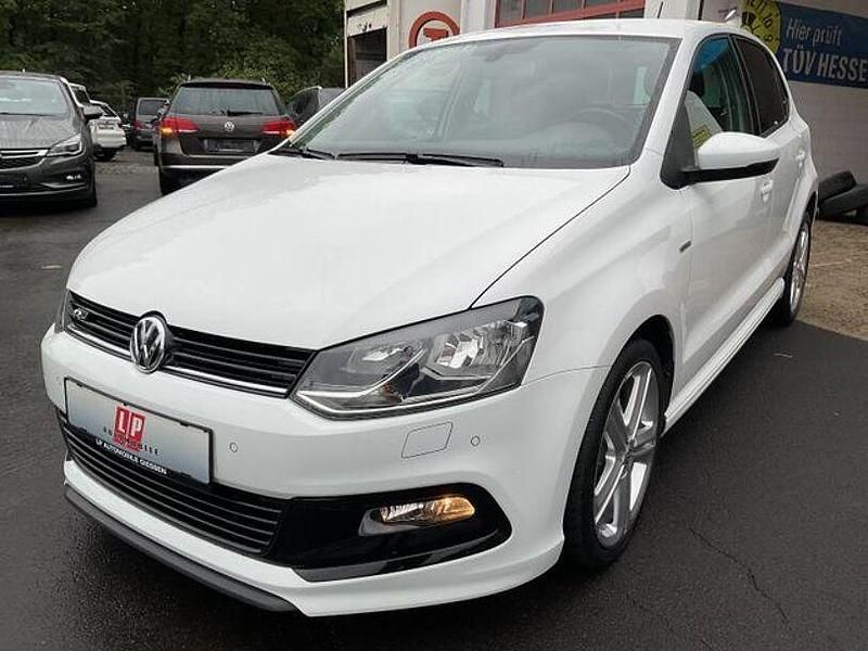 Andere Gebraucht 2015 VW Polo R-line Limousine | 9.990 € - Bild 1/4