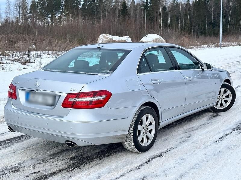 Gebraucht Mercedes E350 292 PS (214 kW) 2010 Silber Limousine