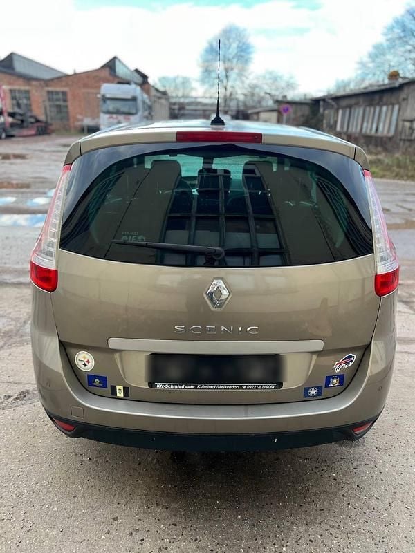 Gebraucht Renault Scénic III 140 PS (102 kW) 2010 Van / Kleinbus