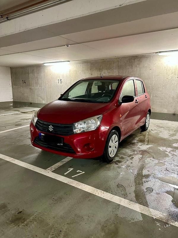 Rot Gebraucht 2017 Suzuki Celerio Club Kleinwagen | 5.500 € (Fairer Preis) - Bild 1/4
