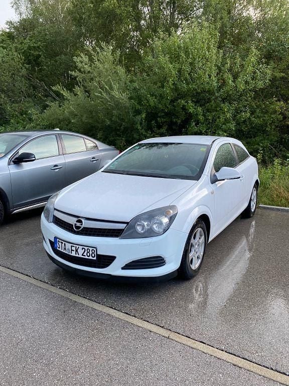 Weiß Gebraucht 2009 Opel Astra Cabriolet Selection Cabrio | 899 € (Guter Preis) - Bild 1/4