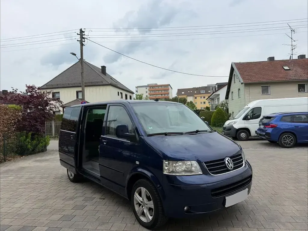 Gebraucht VW T5 Highline 174 PS (127 kW) 2006 Blau Van
