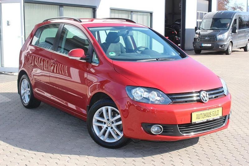 Gebraucht VW Golf Plus Cross Highline 122 PS (89 kW) 2010 Rot Van / Kleinbus
