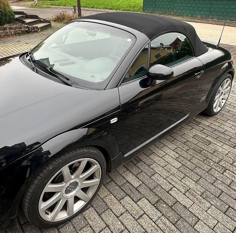 Gebraucht Audi TT Roadster Sport 150 PS (110 kW) 2005 Schwarz Cabrio