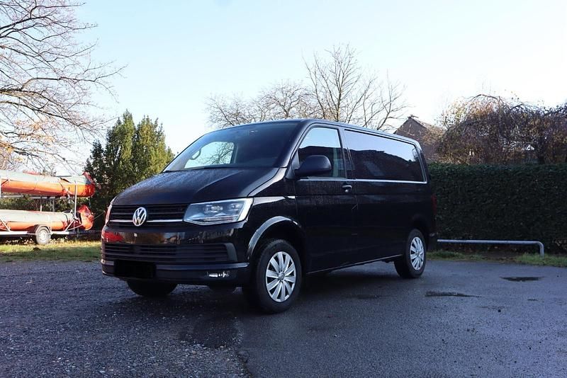 Schwarz Gebraucht 2018 VW T6 Van | 22.999 € (Superpreis) - Bild 1/4