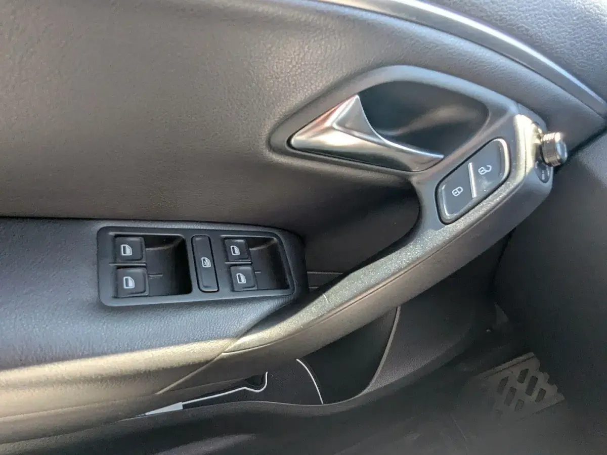 Gebraucht VW Polo Highline 90 PS (66 kW) 2016 Grau Kleinwagen