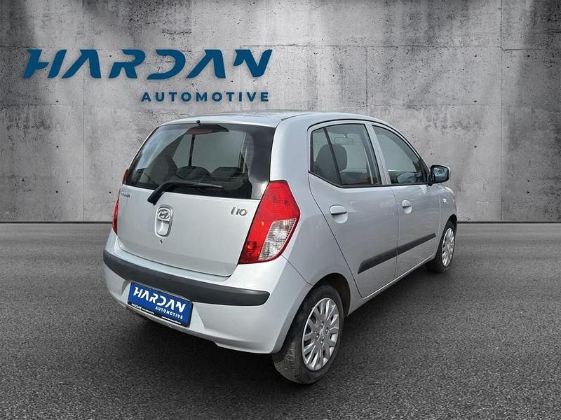 Usata Hyundai i10 Style 67 CV (49 kW) 2008 Argento Utilitaria