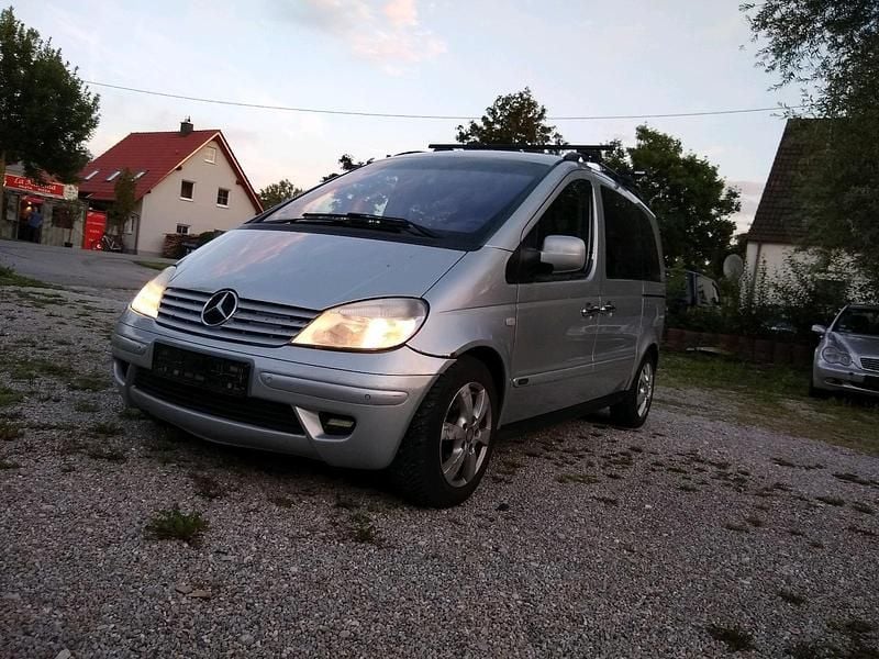 Silber Gebraucht 2004 Mercedes Vaneo Van / Kleinbus | 850 € (Superpreis) - Bild 1/4