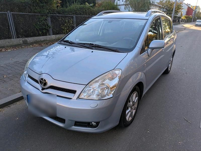 Gebraucht 2008 Toyota Corolla Verso Van / Kleinbus | 4.500 € (Fairer Preis) - Bild 1/4