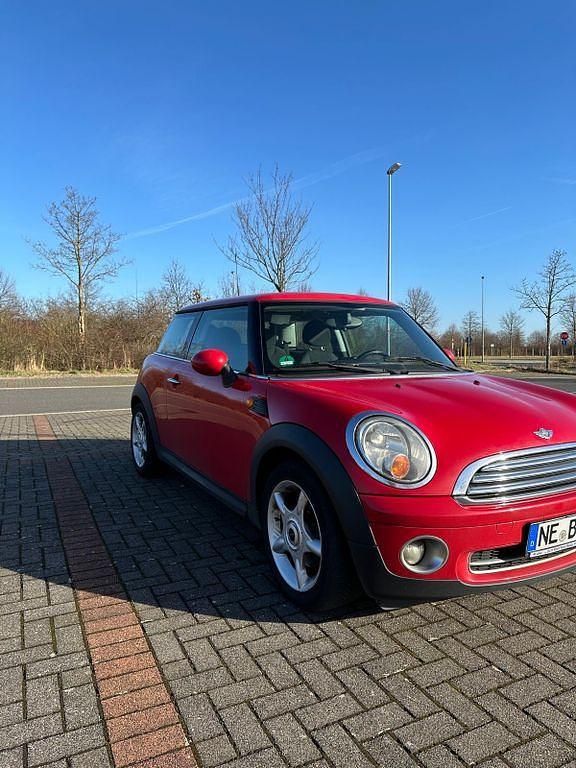 Gebraucht Mini Cooper 120 PS (88 kW) 2007 Rot Kleinwagen