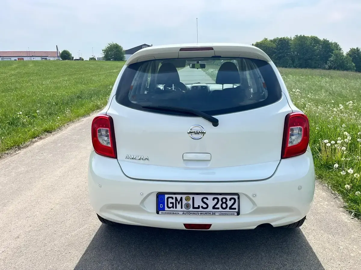 Gebraucht Nissan Micra 80 PS (58 kW) 2016 Weiß Kleinwagen