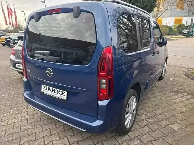 Gebraucht Opel Combo Life Innovation 110 PS (80 kW) 2018 Ozean blau Kombi