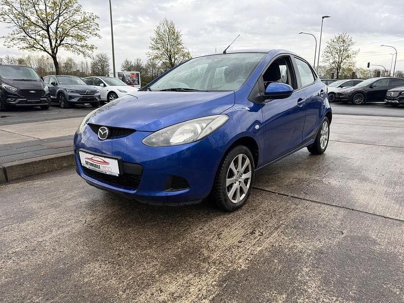 Gebraucht Mazda 2 Independence 75 PS (55 kW) 2009 Blau Kleinwagen