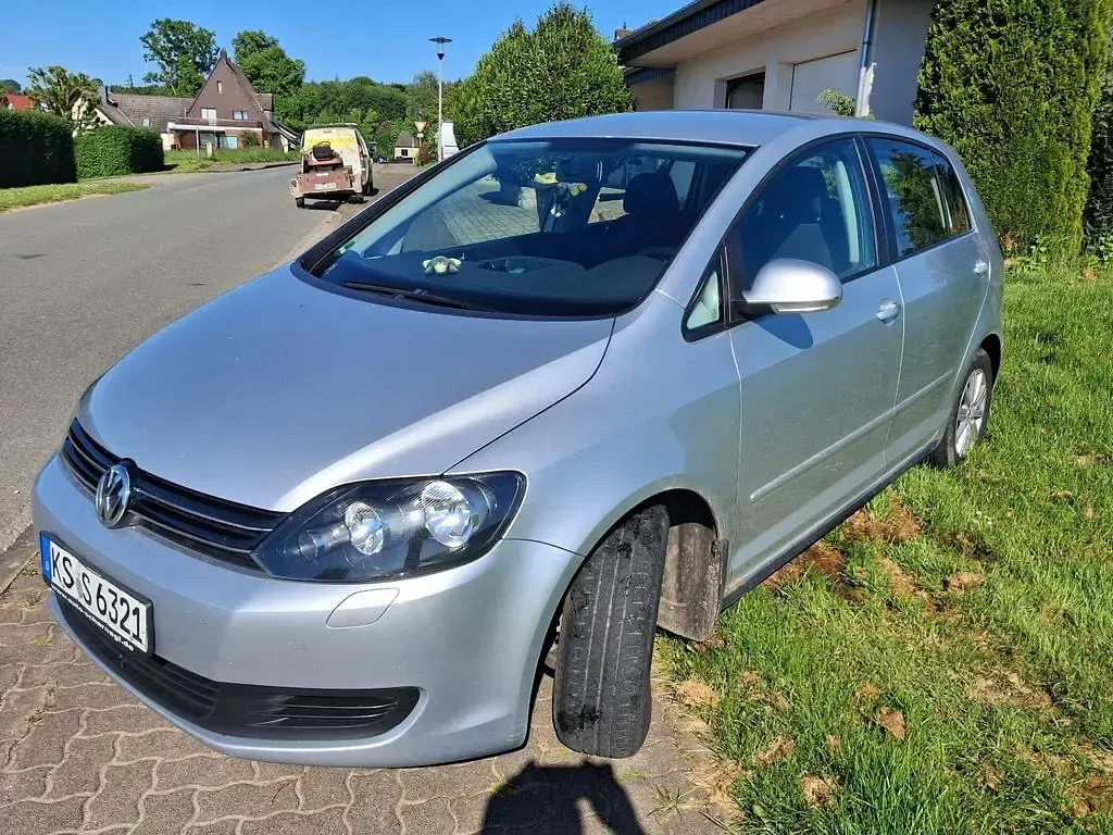 Gebraucht VW Golf Plus Cross 105 PS (77 kW) 2013 Silber Van / Kleinbus