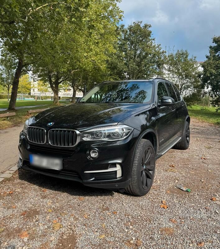 Schwarz Gebraucht 2017 BMW X5 SUV | 24.500 € (Fairer Preis) - Bild 1/4