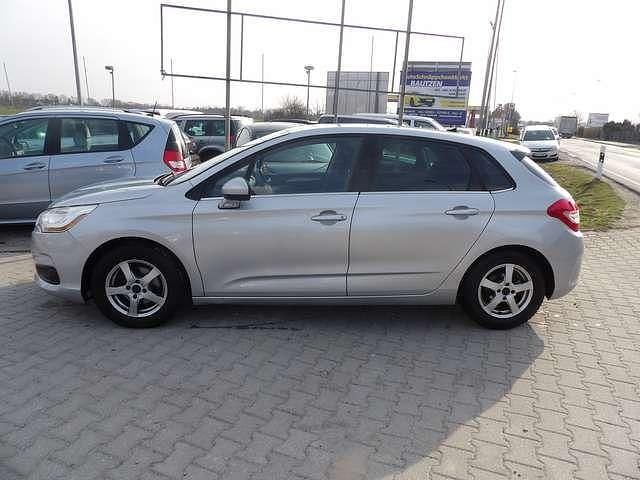 Gebraucht Citroën C4 Tendance 120 PS (88 kW) 2011 Grau Kombi