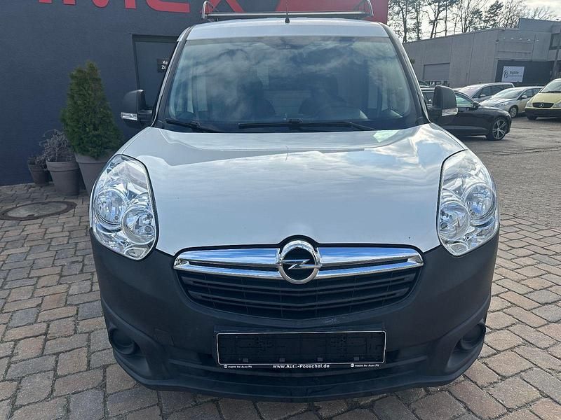 Second-hand Opel Combo 95 CP (69 kW) 2013 Alb Monovolum
