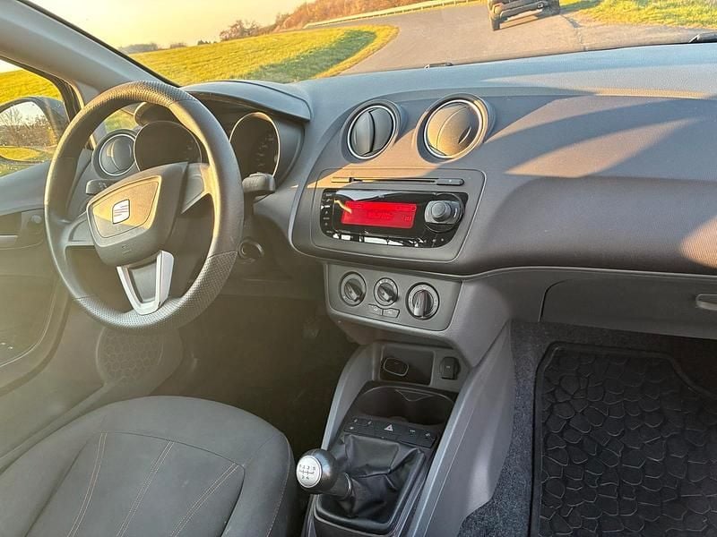 Gebraucht Seat Ibiza 83 PS (61 kW) 2011 Schwarz Kleinwagen