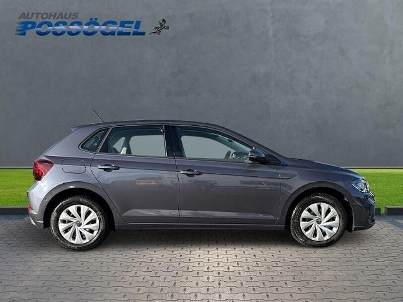 Gebraucht VW Polo Life 95 PS (69 kW) 2024 Grau Kleinwagen
