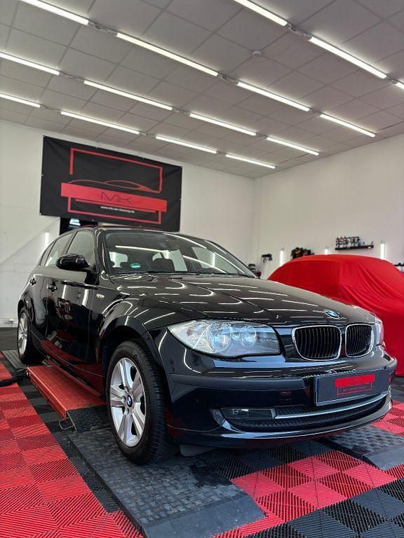 Gebraucht BMW 116 Advantage 122 PS (89 kW) 2009 Schwarz Kleinwagen