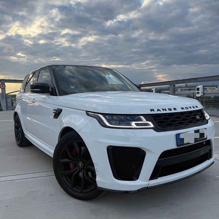Weiß Gebraucht 2019 Land Rover Range Rover Sport SVR SUV | 49.999 € - Bild 1/4