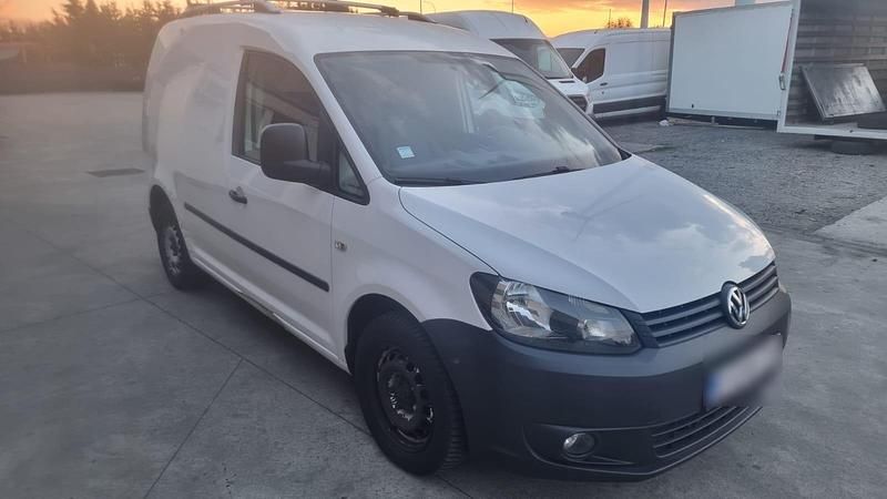 Second-hand VW Caddy 109 CP (80 kW) 2014 Alb Monovolum