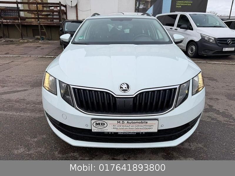 Gebraucht Skoda Octavia Ambition 116 PS (85 kW) 2019 Weiß Kombi