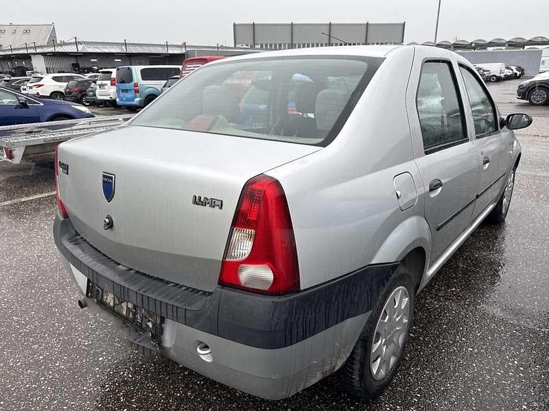 Gebraucht Dacia Logan Ambiance 75 PS (55 kW) 2008 Silber Limousine