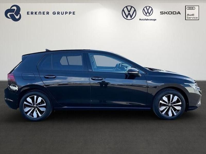 Gebraucht VW Golf VIII Move 150 PS (110 kW) 2024 Schwarz Limousine