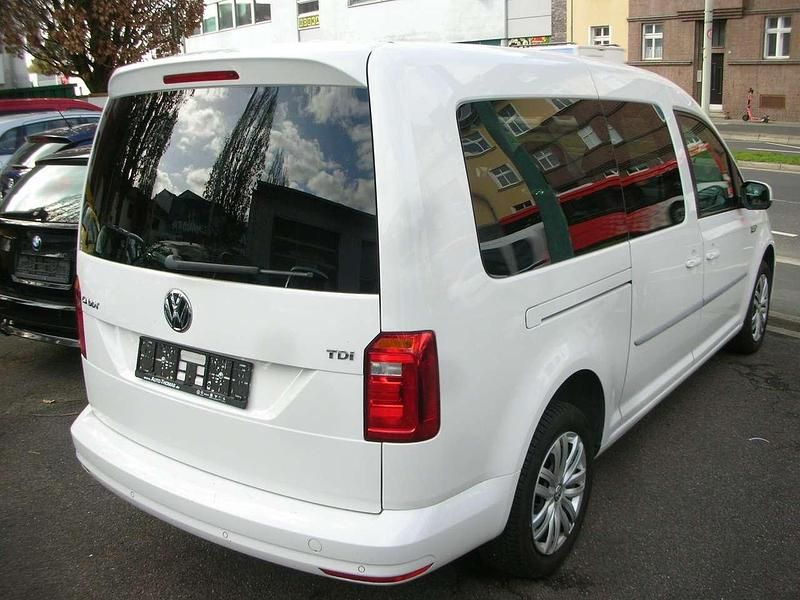 Gebraucht VW Caddy Maxi 102 PS (75 kW) 2018 Candyweiß Van / Kleinbus