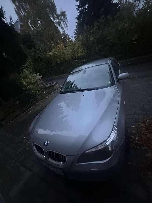Gebraucht 2006 BMW 520 Limousine | 6.400 € (Fairer Preis) - Bild 1/4