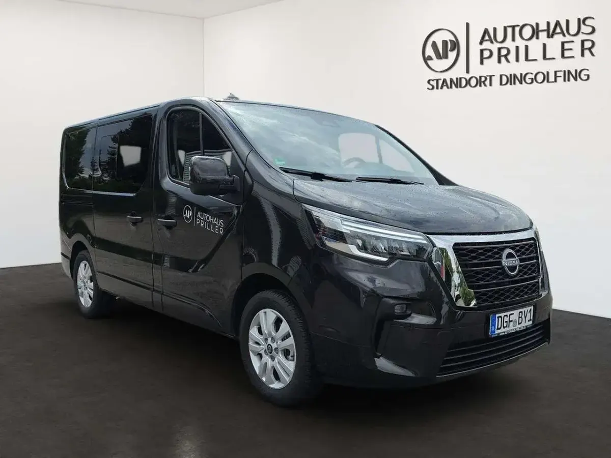 Gebraucht Nissan Primastar Tekna 170 PS (125 kW) 2026 Midnight black Van / Kleinbus