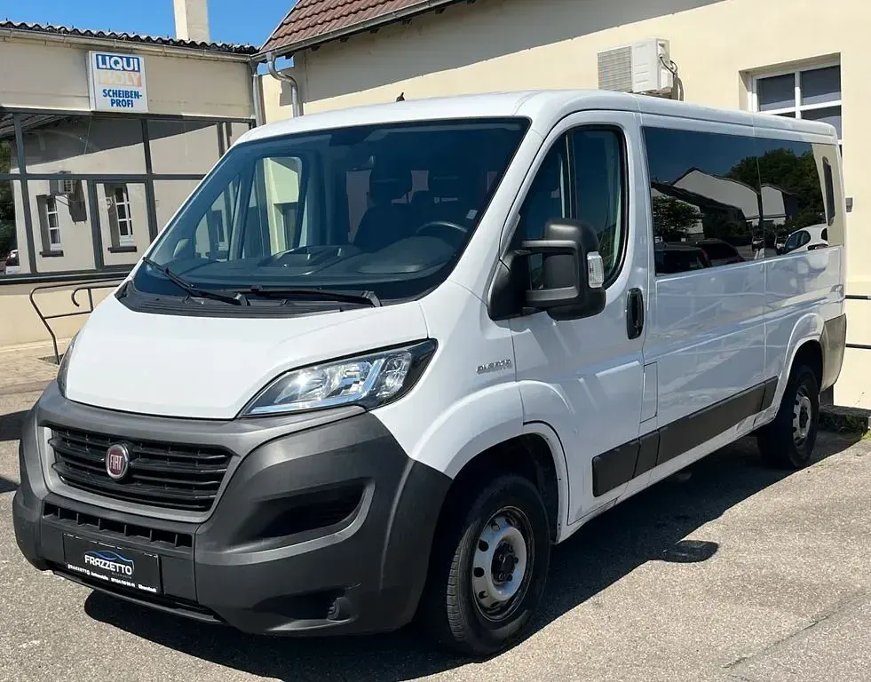 Gebraucht Fiat Ducato 140 PS (102 kW) 2021 Colore esterno (weisspastell) Van