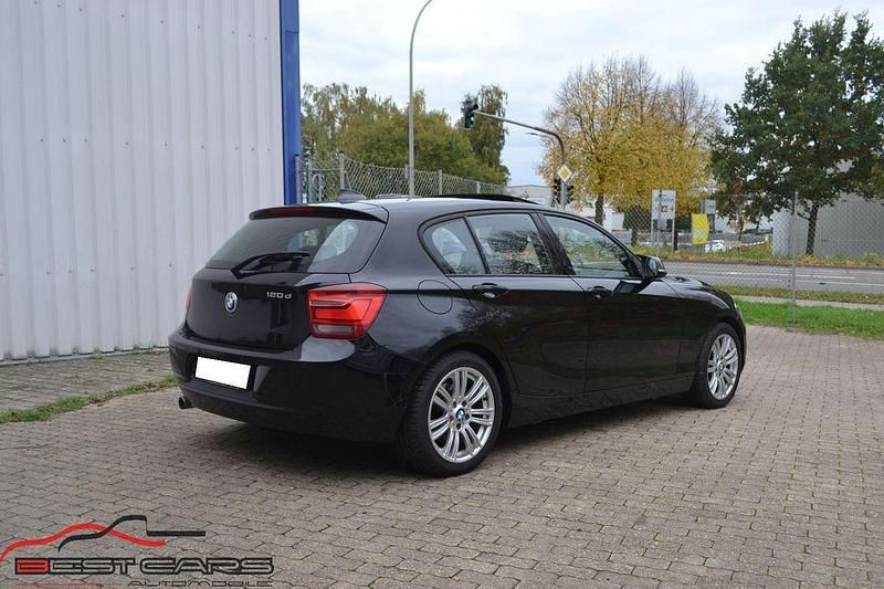 Gebraucht BMW 120 Comfort Edition 184 PS (135 kW) 2011 Schwarz Kleinwagen