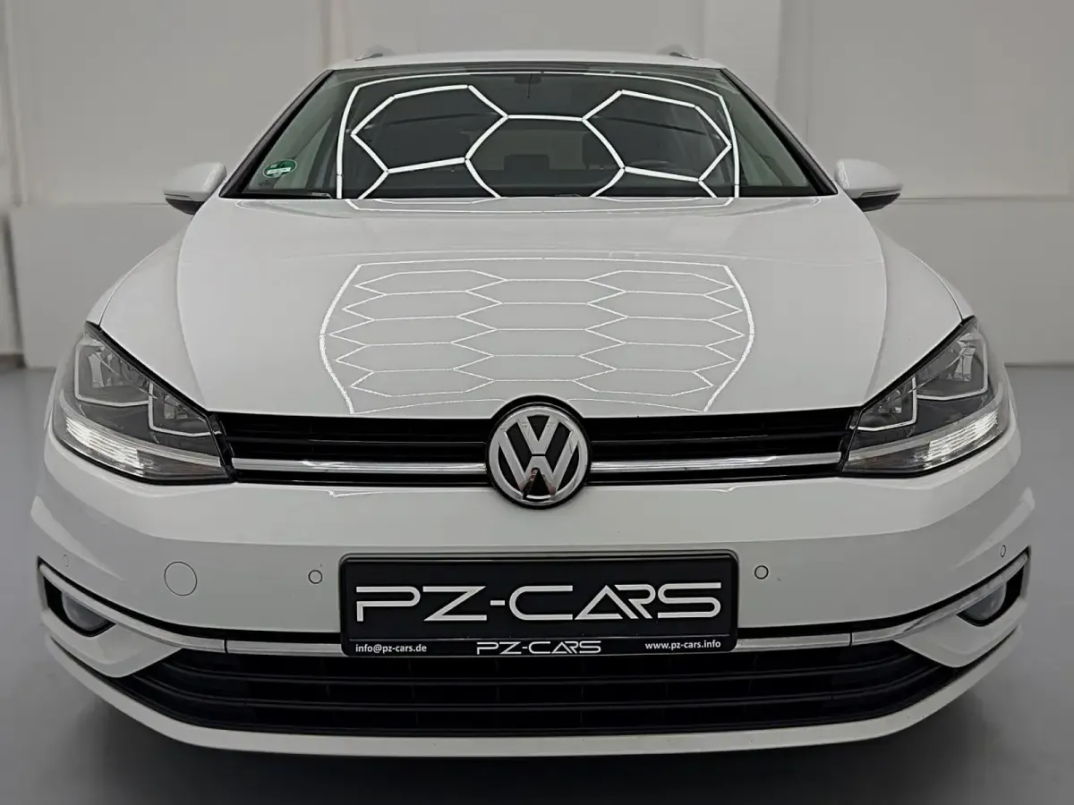 Gebraucht VW Golf VII 116 PS (85 kW) 2017 Weiß Kombi