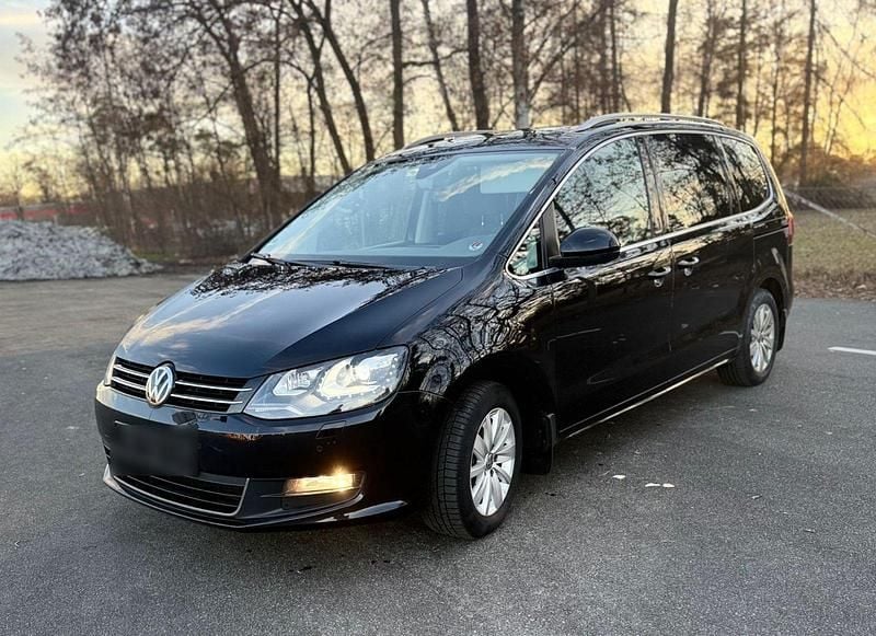 Gebraucht VW Sharan Allstar 150 PS (110 kW) 2016 Schwarz Van / Kleinbus