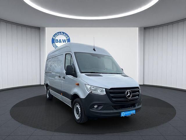 Lackfarbe iridiumsilber mb 977 Gebraucht 2022 Mercedes Sprinter Van | 33.999 € (Superpreis) - Bild 1/4