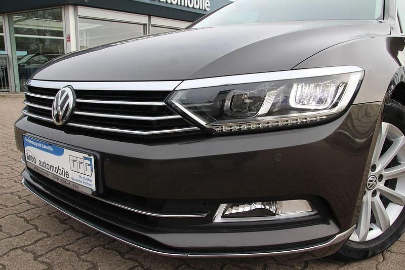 Gebraucht VW Passat Highline 150 PS (110 kW) 2018 Braun Kombi