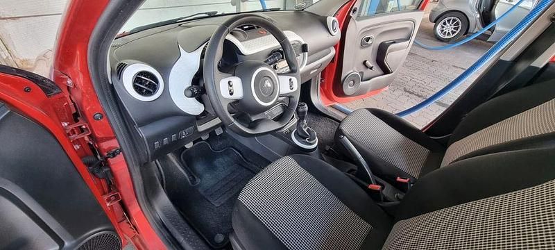 Gebraucht Renault Twingo 65 PS (47 kW) 2020 Rot Kleinwagen