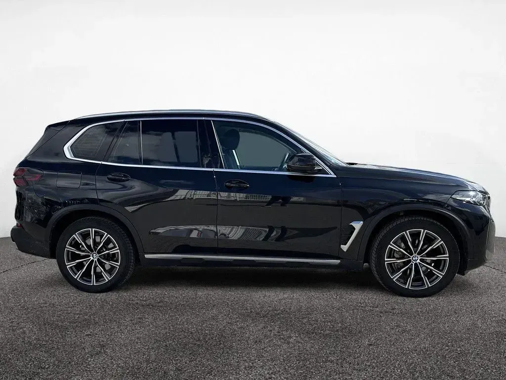 Używany BMW X5 Performance 490 KM (360 kW) 2024 Czarny SUV