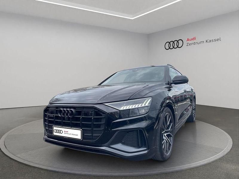 Gebraucht Audi Q8 Ambiente 286 PS (210 kW) 2023 Mythosschwarz metallic SUV