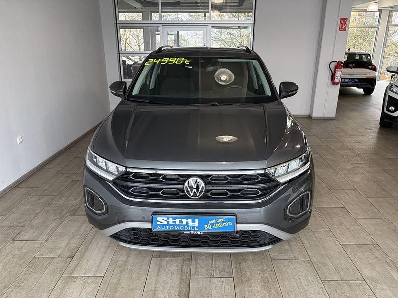 Gebraucht VW T-Roc 150 PS (110 kW) 2024 Grau SUV