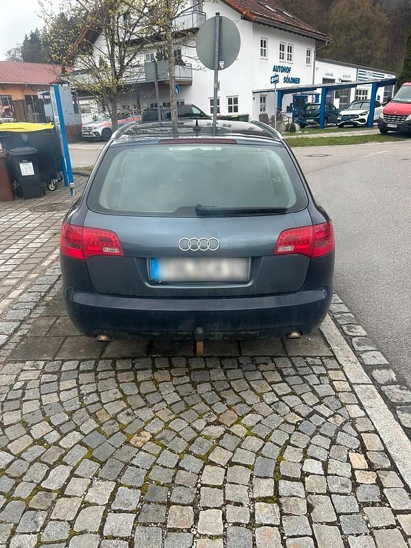 Usado Audi A6 225 HP (165 kW) 2005 Azul Carrinha