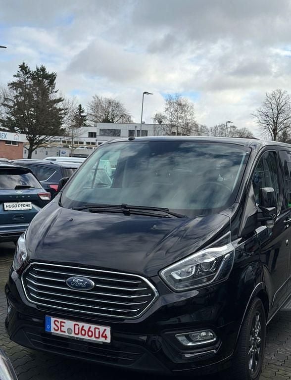 Gebraucht Ford Tourneo Titanium X 170 PS (125 kW) 2019 Schwarz Van / Kleinbus