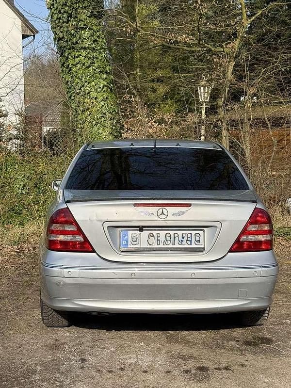 Gebraucht Mercedes C200 Classic 122 PS (89 kW) 2006 Limousine