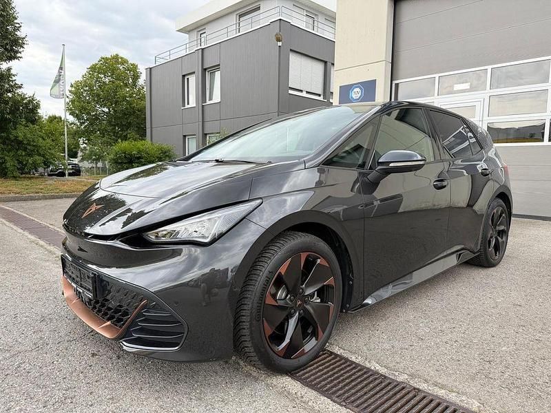 Grau Gebraucht 2023 Cupra Born High Kleinwagen | 29.750 € - Bild 1/4
