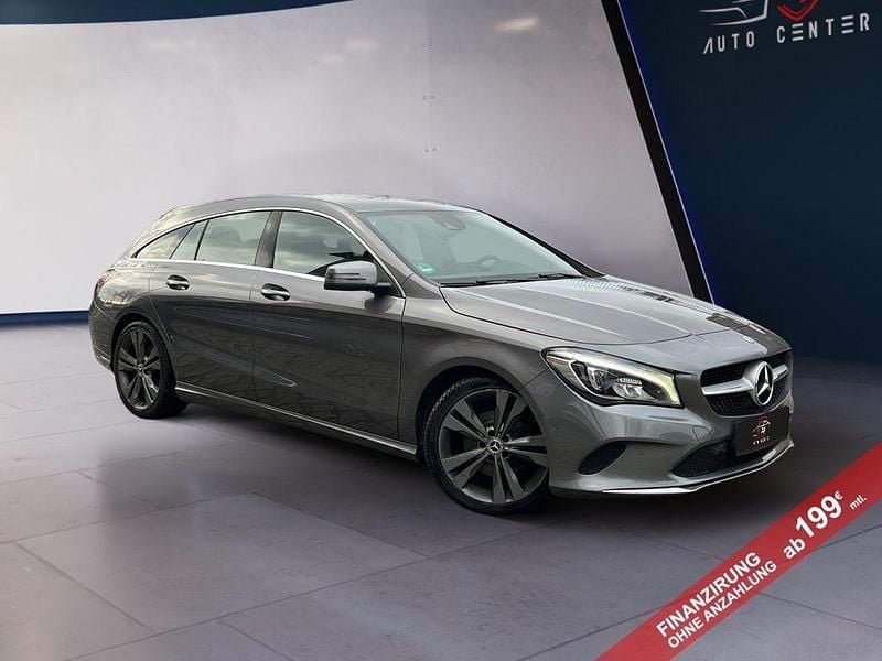 Grau Gebraucht 2018 Mercedes CLA180 Shooting Brake Kombi | 17.499 € (Guter Preis) - Bild 1/4