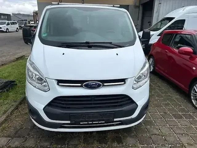 Second-hand Ford Transit Custom Trend 131 CP (96 kW) 2017 Alb Break