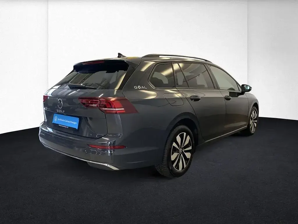 Gebraucht VW Golf VIII Goal 116 PS (85 kW) 2025 Grau Kombi
